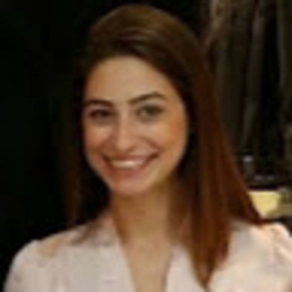 Meet your Posher, Sarah - Picture 1 of 1